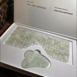 Monat Jade Eye Mask with Gua Sha